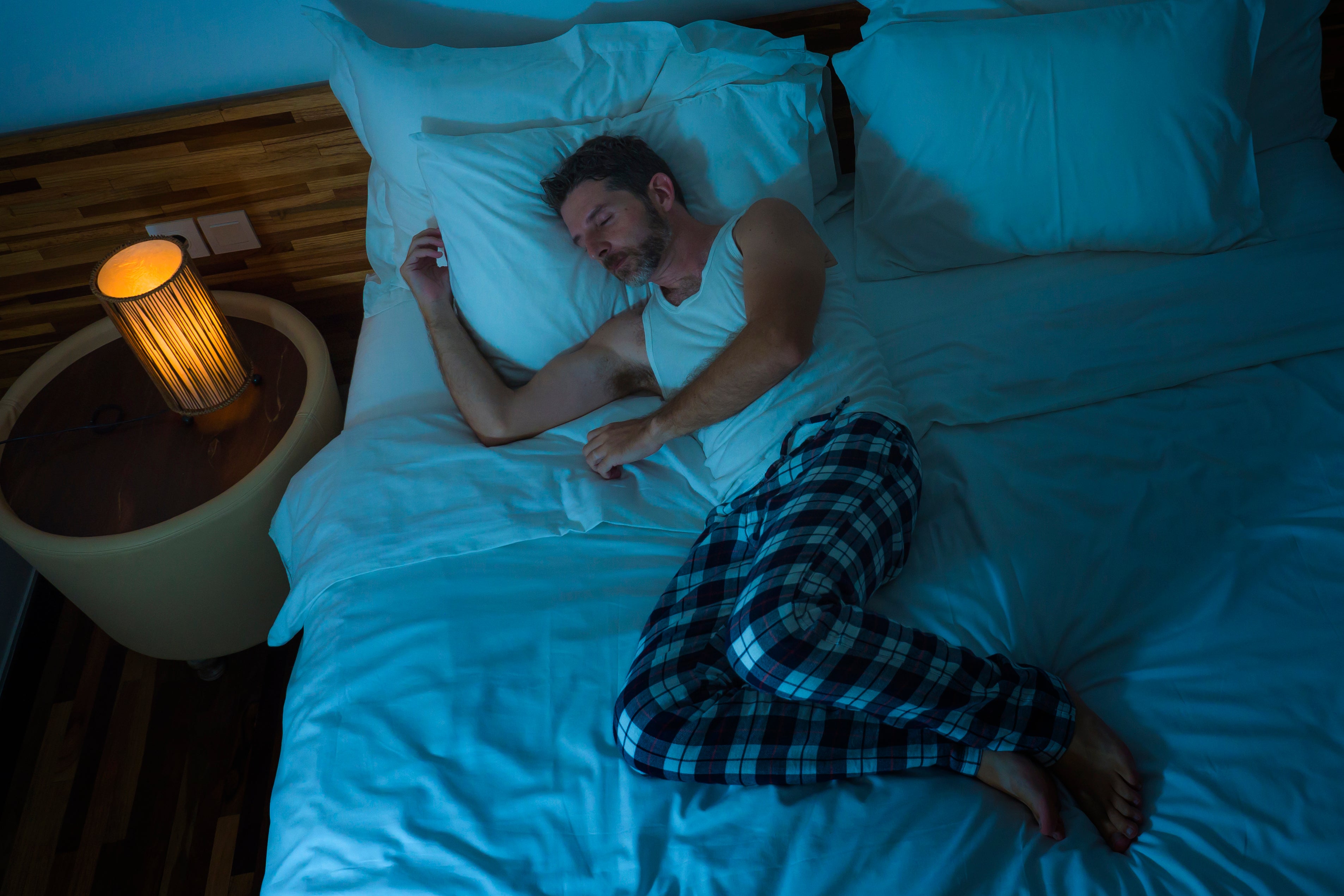 How Hot Sleepers Can Sleep Better On A Memory Foam Mattress